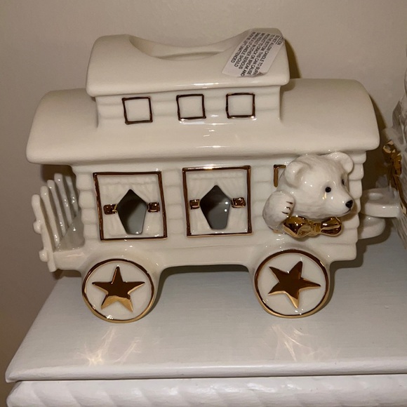 Mikasa Holiday Elegance 3 Piece Train Set - Picture 10 of 16